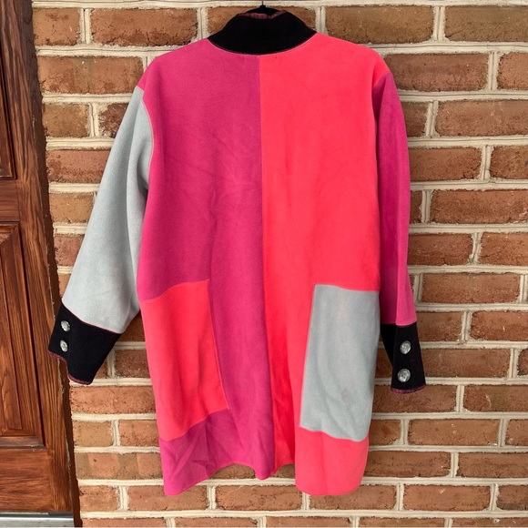 Block patterned light weight coat/shacket. Soft faux suede texture  XL - Picture 2 of 11